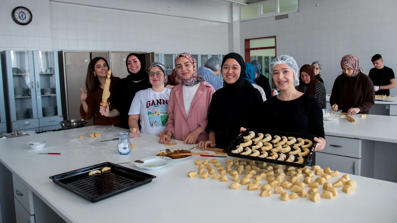 Selçuk Üniversitesinde ‘Doğadan Gelen Elma, Doğaya Dönen Elma’ Etkinliği